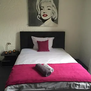 https://haus-gerry.dusseldorf-hotel.net